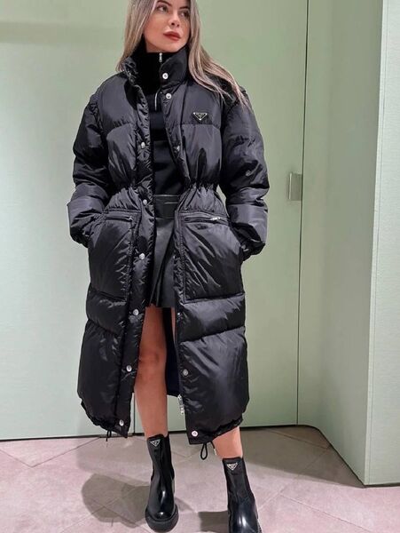 Пуховик Prada женский черный 129215