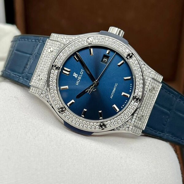 Часы Hublot Classic Fusion синий 155566-3