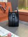 Сумка Loro Piana женский кожа swift черный u3014339-1