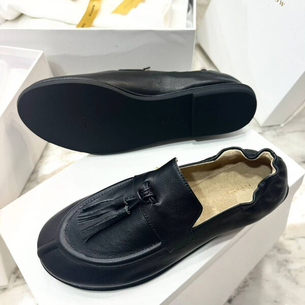 Лоферы The Row женский кожа черный 165713-2