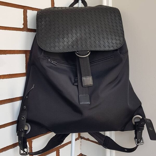 Рюкзак Bottega Veneta мужской кожа черный 64957