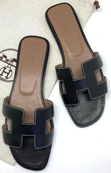 Шлепки Hermès женский кожа черный 89136
