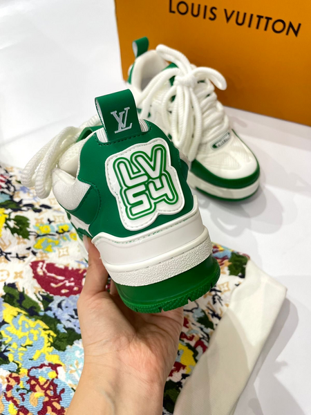 Кроссовки Louis Vuitton женский кожа белый 35721-3