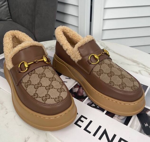 Лоферы Gucci женский кожа бежевый 135054
