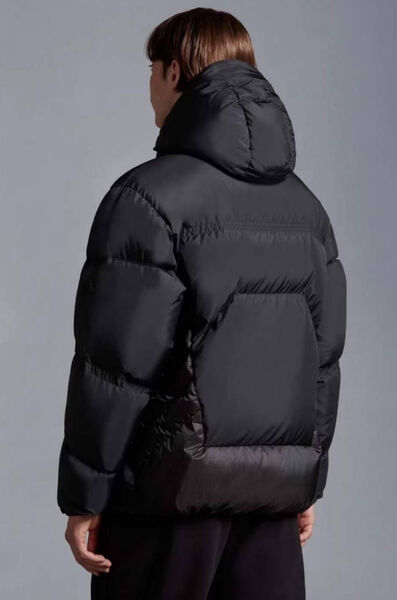 Мужской пуховик Moncler мужской черный 201450-2