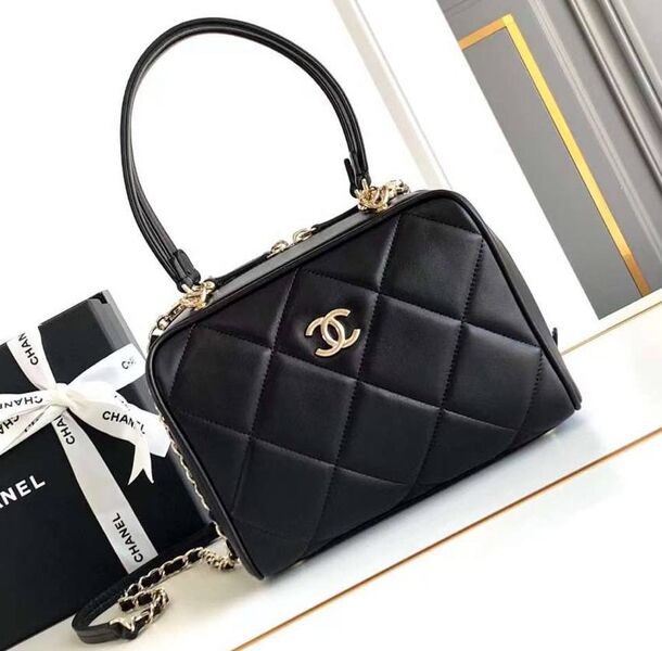 Сумка Chanel женский кожа черный 171799
