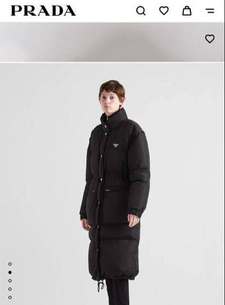 Пуховик Prada женский черный 129215-7