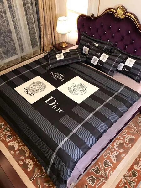Комплект постельного белья Christian Dior 26824