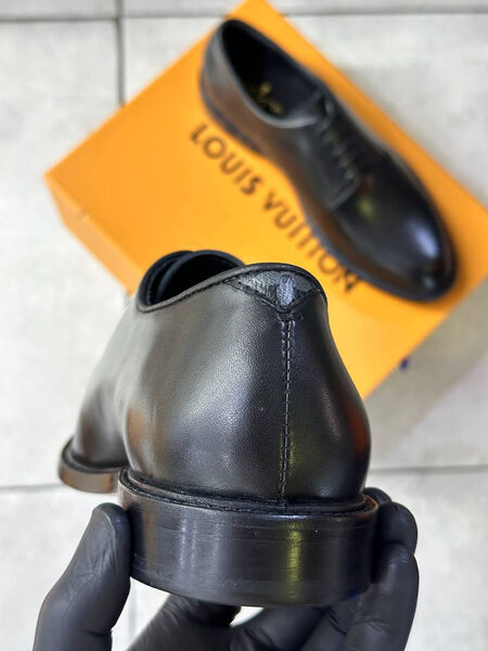 Мужские туфли Louis Vuitton мужской кожа черный 172932-4