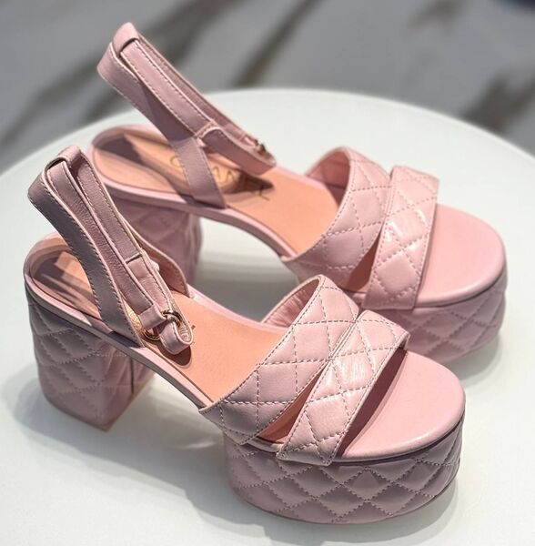 Босоножки Chanel женский кожа розовый 189783