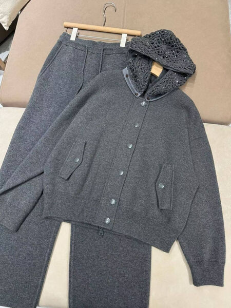 Костюм Brunello Cucinelli женский графитовый 202296-3