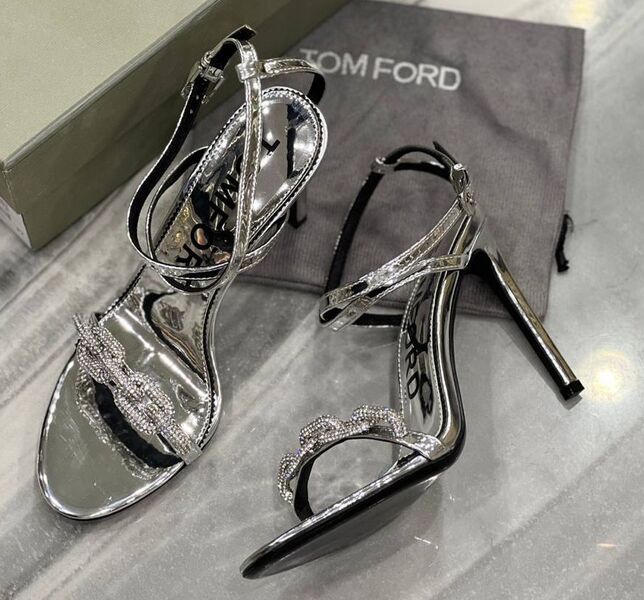 Босоножки Tom Ford женский кожа chèvre графитовый 150675