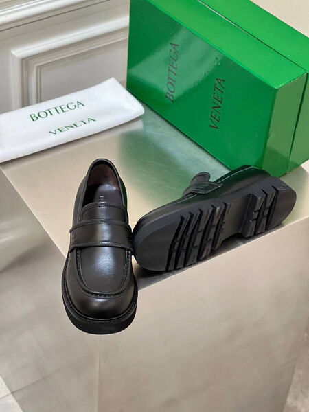 Мужские лоферы Bottega Veneta мужской кожа черный 160704-3