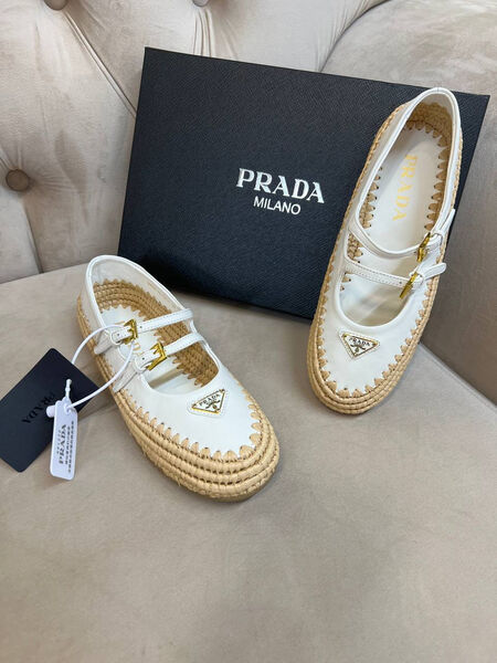 Балетки Prada женский кожа белый 192461-6