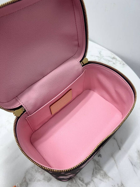 Косметичка Louis Vuitton женский канва 196428-4