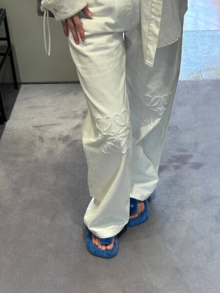 Джинсы Loewe женский джинса белый 129059-2