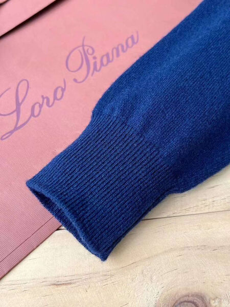Мужской джемпер Loro Piana мужской вязаная ткань синий 133511-4