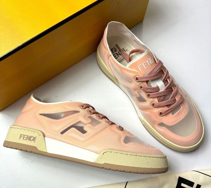 Кеды Fendi женский текстиль розовый 114750