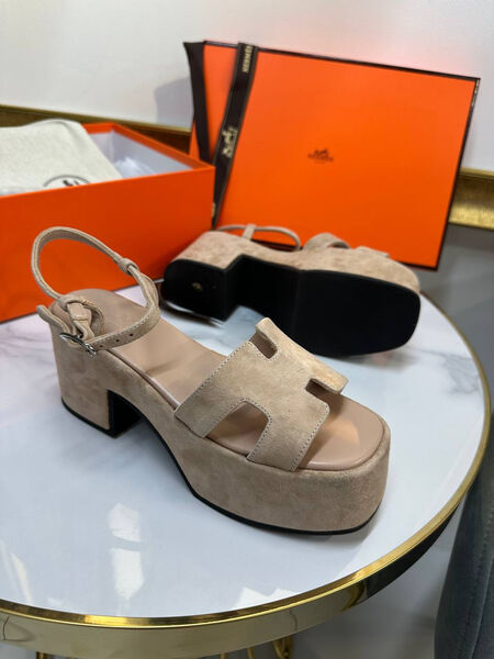 Босоножки Hermès женский замша бежевый 186218-3