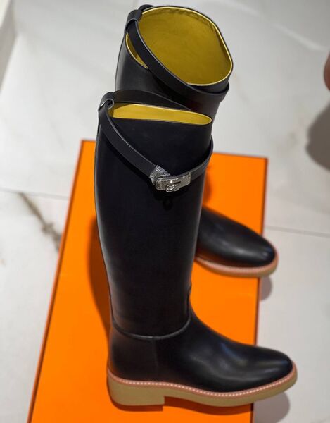 Сапоги Hermès женский кожа черный 162842