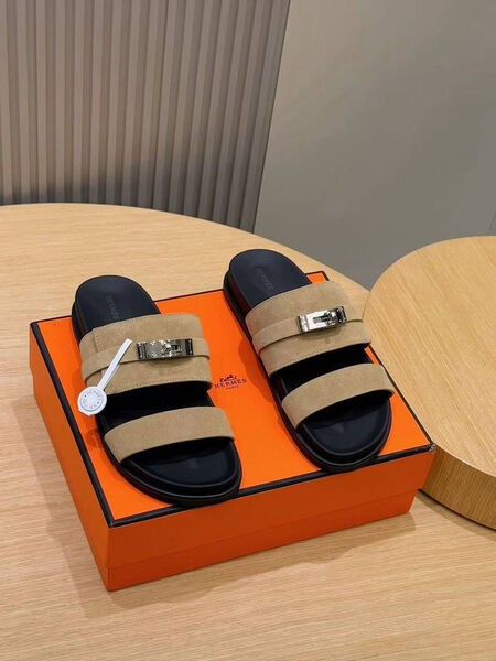 Мужские шлепки Hermès мужской замша бежевый 193736-4