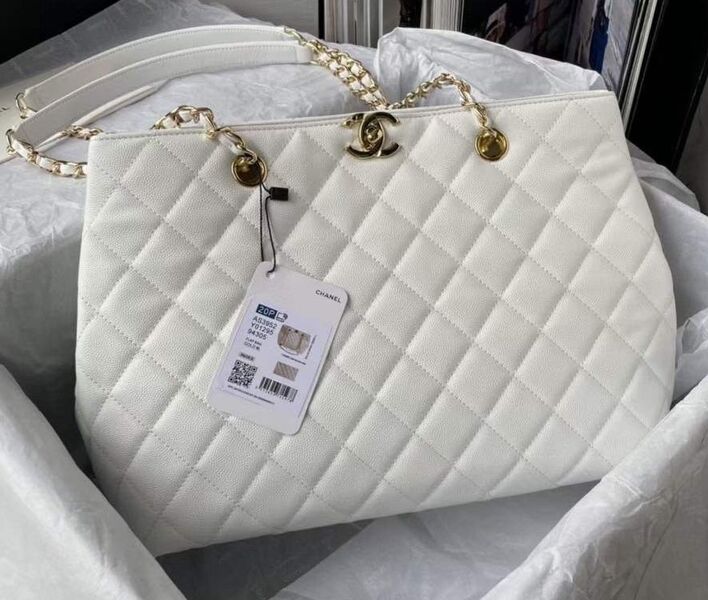 Сумка Chanel женский кожа белый 118801