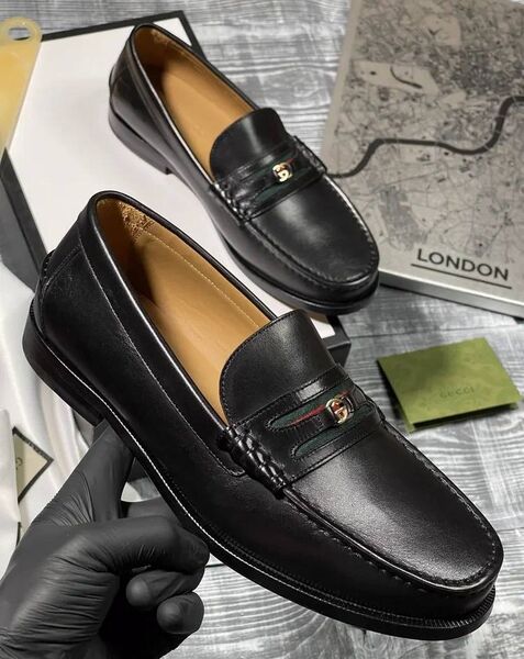 Мужские лоферы Gucci мужской кожа черный 145839