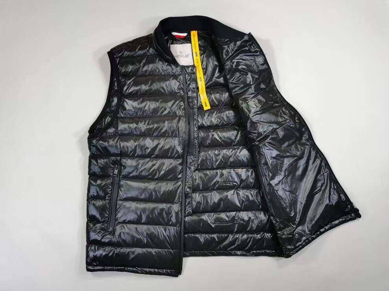 Мужской жилет Moncler мужской черный 161738-6
