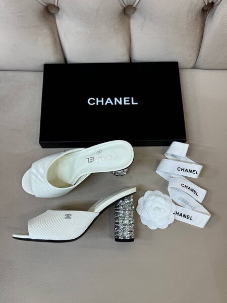 Шлепки Chanel женский текстиль белый 192515-2