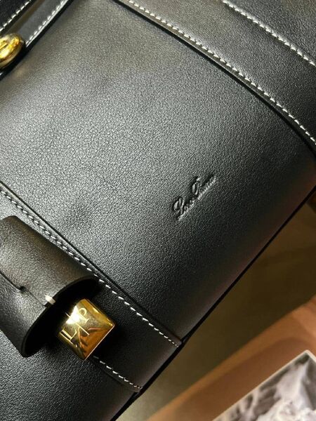 Сумка Loro Piana женский черный y5039460-1-5