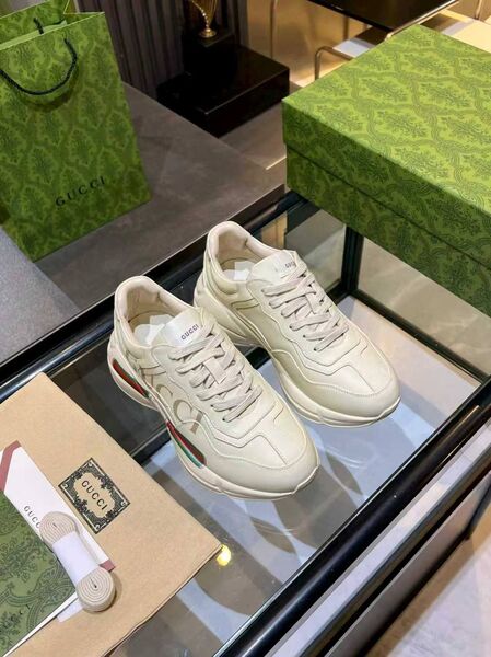 Кроссовки Gucci Rhyton женский кожа молочный r5521511-1-2