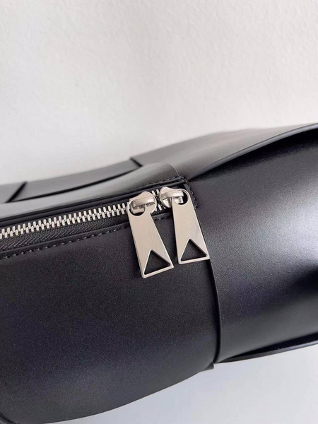 Мужской рюкзак Bottega Veneta мужской кожа черный 96462-5