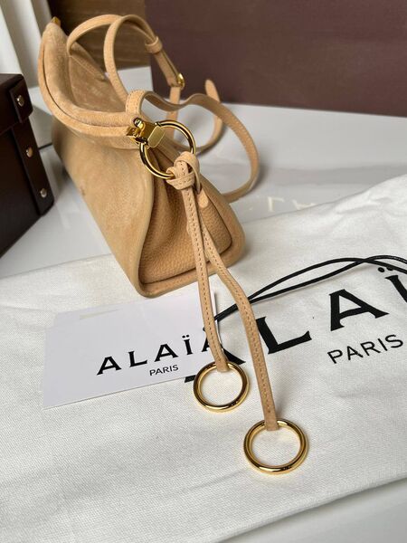 Сумка Alaïa женский кожа бежевый t2513450-1-3