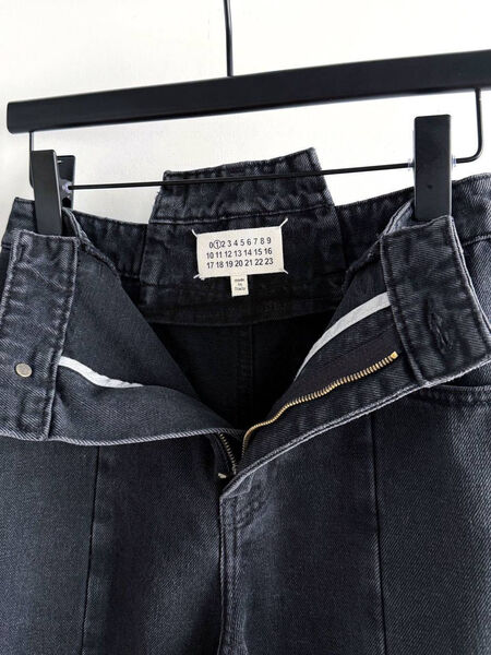 Джинсы Maison Margiela женский джинса черный 178447-4