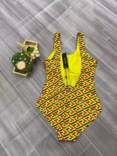 Купальник Versace женский горчичный 37307-3