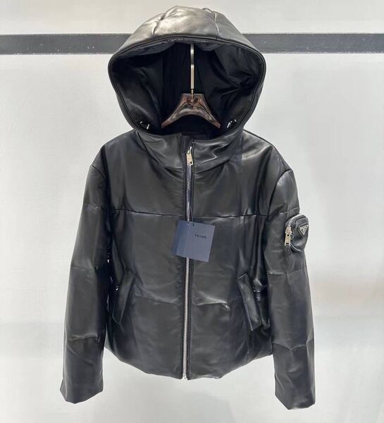 Куртка Prada женский кожа черный 133273