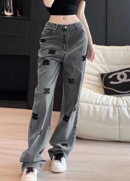 Джинсы Chanel женский черный 102907