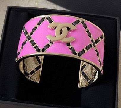 Браслет Chanel розовый 158255