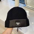Шапка Prada женский черный j2134009-1-1
