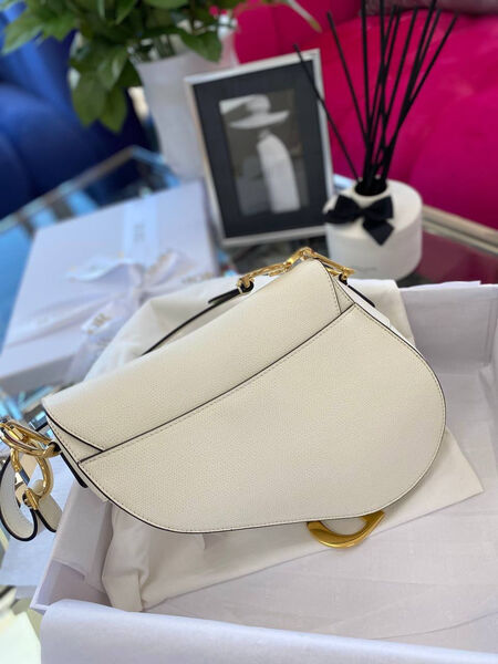 Сумка Dior Saddle женский кожа белый 74381-3