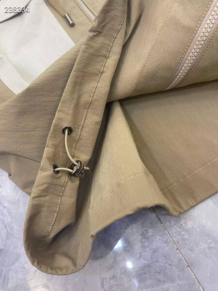 Костюм Brunello Cucinelli женский бежевый 138029-3