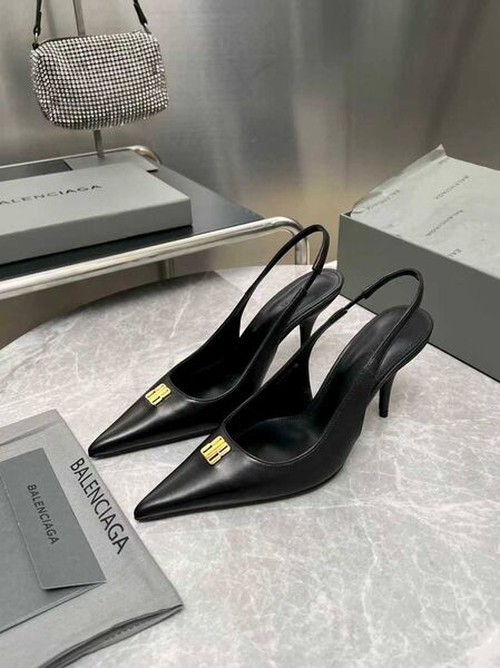 Женские туфли Balenciaga женский кожа черный h3817374-1