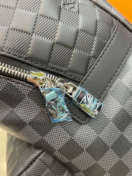 Мужской рюкзак Louis Vuitton мужской кожа черный 167091-9