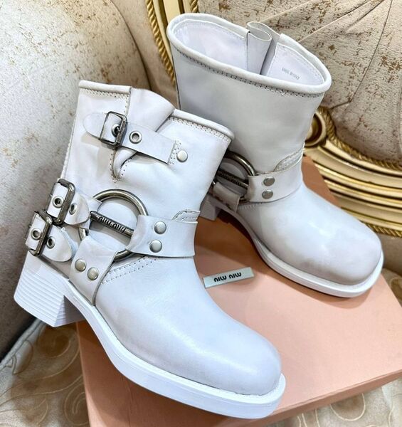 Ботинки Miu Miu женский кожа белый 127781