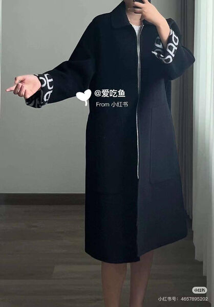 Пальто Hermès женский черный 157328-3