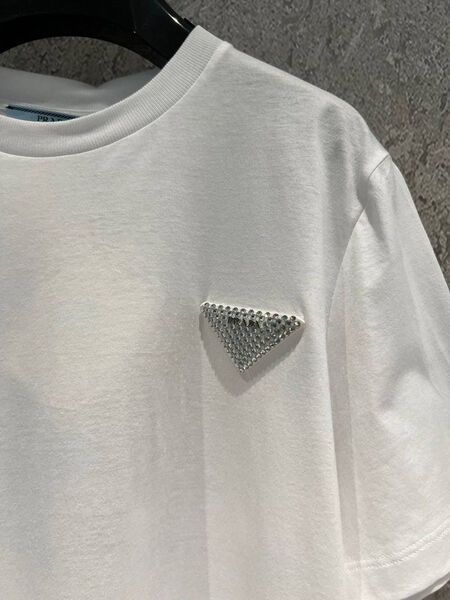 Футболка Prada женский белый 139785