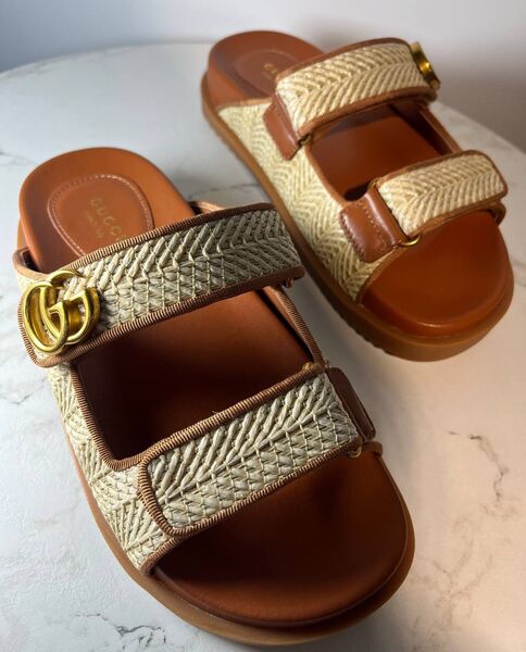Шлепки Gucci женский кожа бежевый 185457