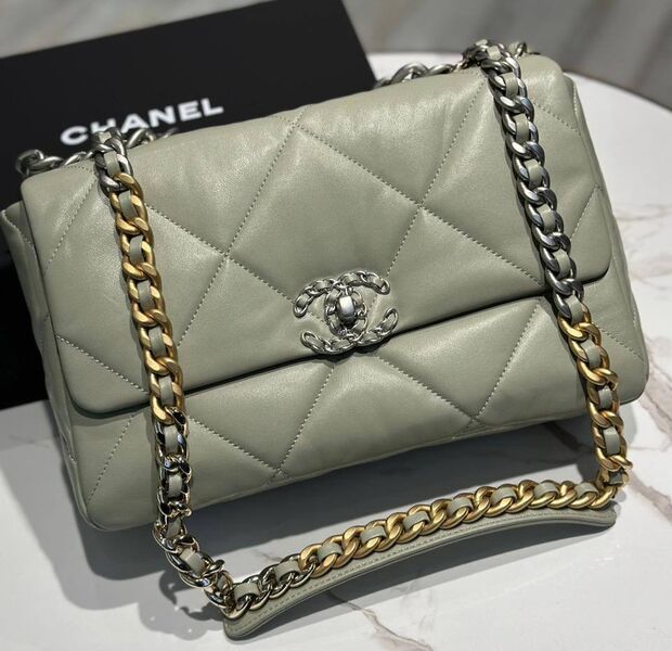 Сумка Chanel 19 женский кожа болотный 170487