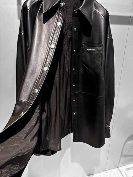 Рубашка Balenciaga женский кожа черный 163388