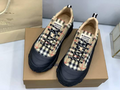 Кроссовки Burberry женский текстиль бежевый 92602-3
